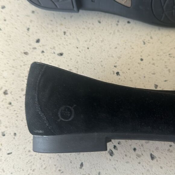 Born Women’s Black Suede Leather Slip On Loafers Flats Tassel Details Size 8.5M - Picture 12 of 12